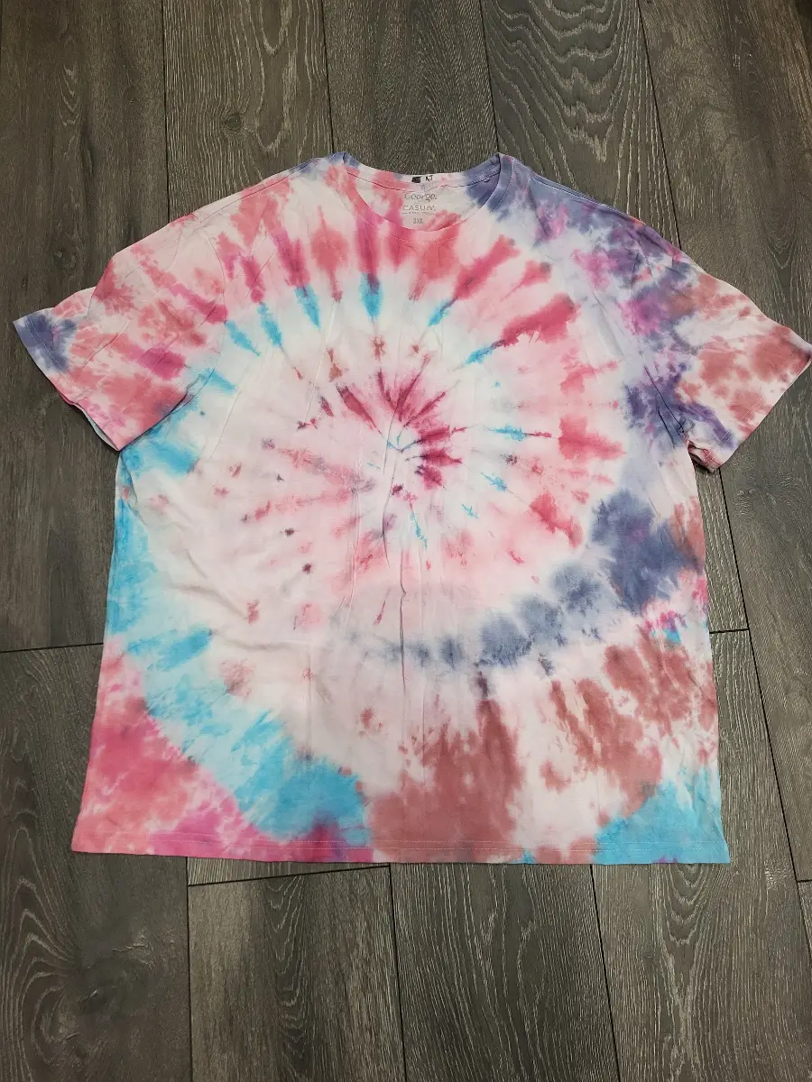 Women's Tie-Dyed George T-shirt - size 3XL