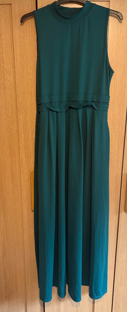 Halara maxi dress in green UK M