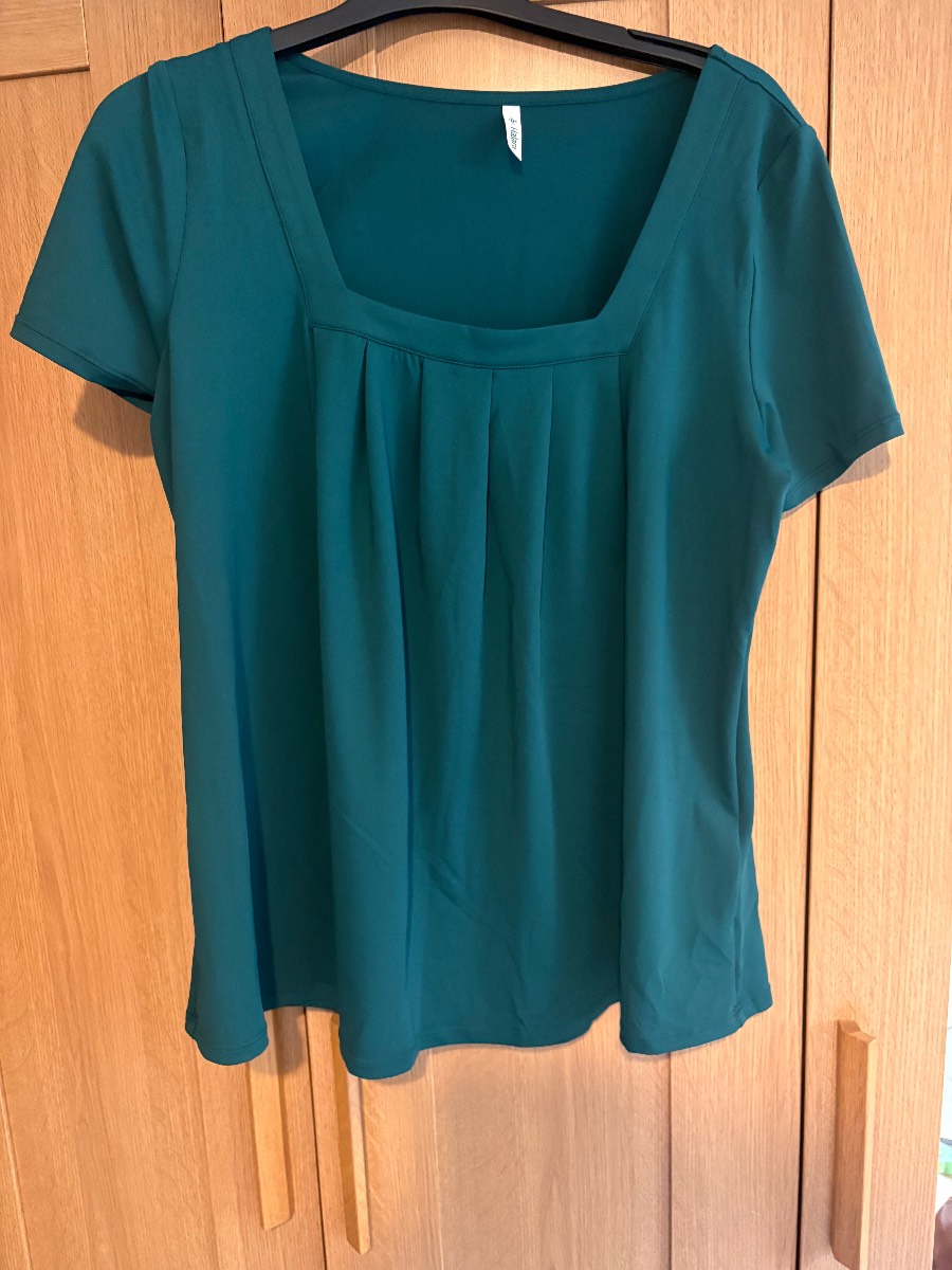 Halara square neck top green UK M 12-15