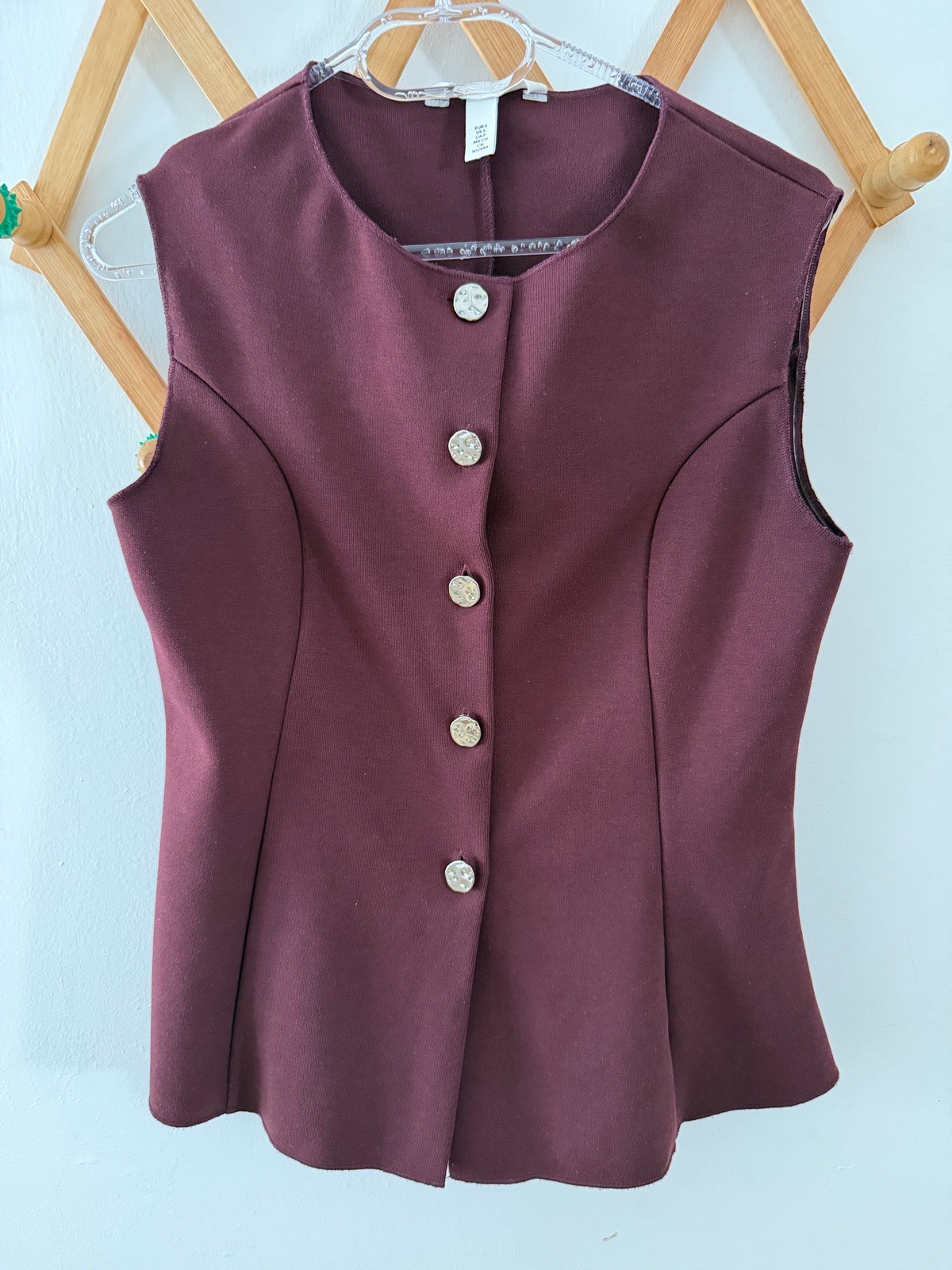 Burgundy Button Detail Waiscoat Size Small