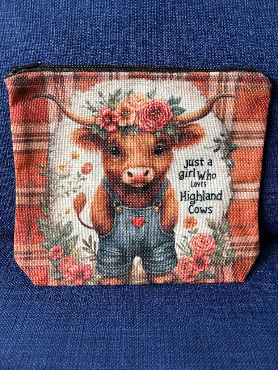 Highland cow make up bag1