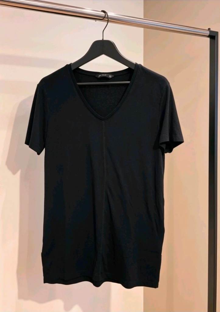 Womens F&F V Neck plunge split hem Oversize Tshirt Top size 6 - 8 black