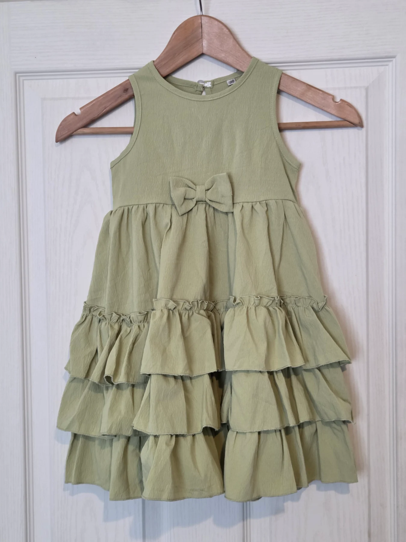 Brand New Exquisite Sage Green Tiered Ruffle Dress — Girls Age 5 Years / 110 cm — Luxury Finish