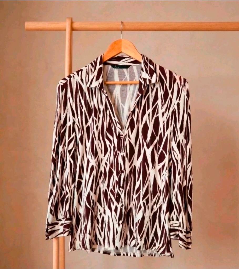 Womens BHS Genuine Y2K collared button down shirt Size 12 Chocolate brown