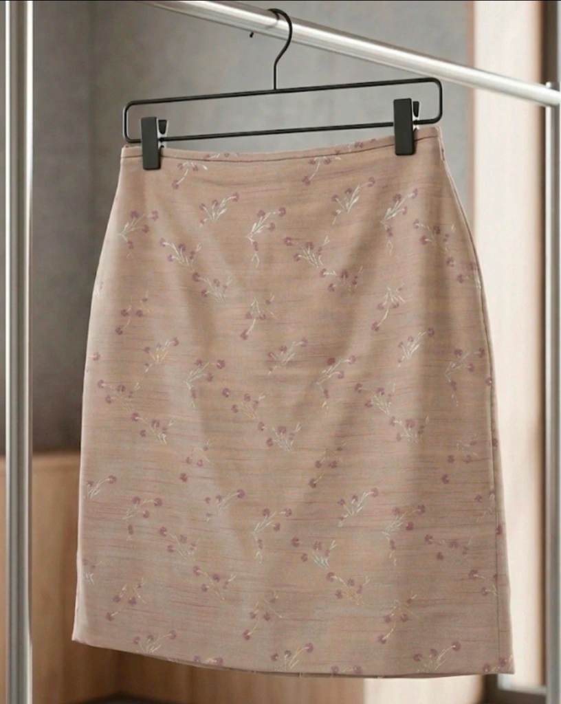 New Wallis floral pencil skirt size 12 petite green