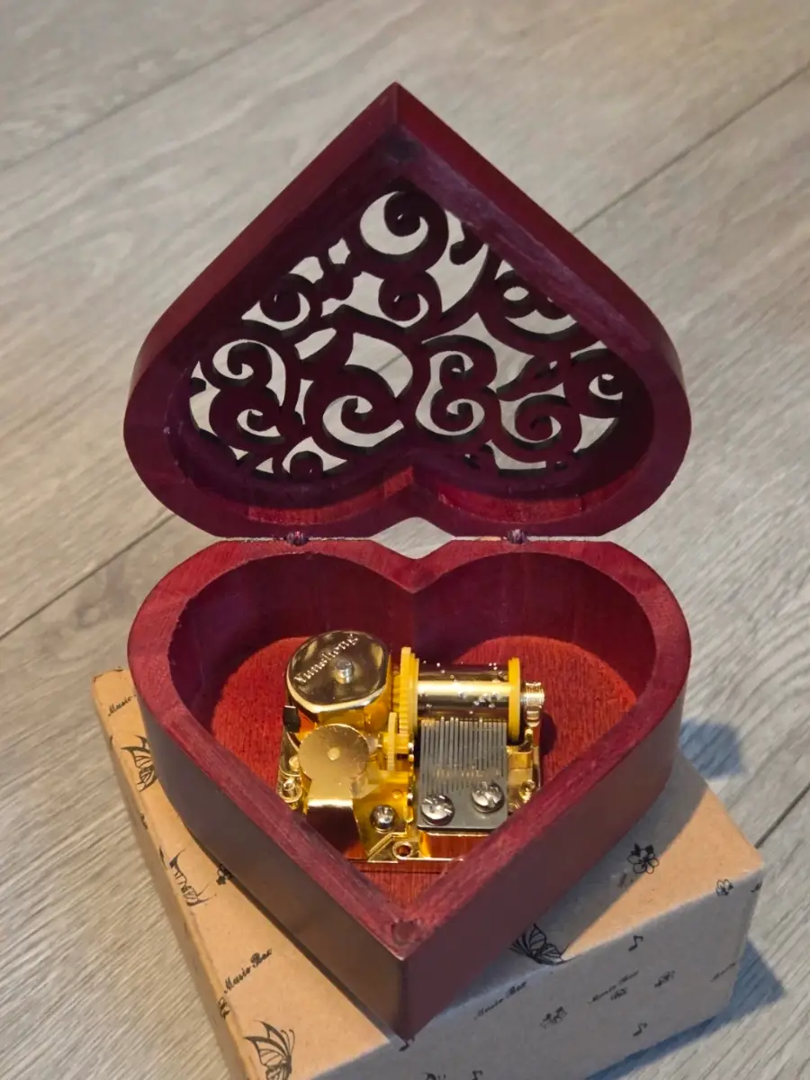 New Vintage Style Wooden Music Box Castle In The Sky Gift