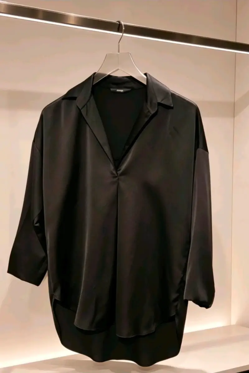 New Womens contemporary collared satin feel shirt top size 8