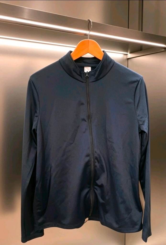 Boy Training soft shell zip up track top age 14-15 Navy blue