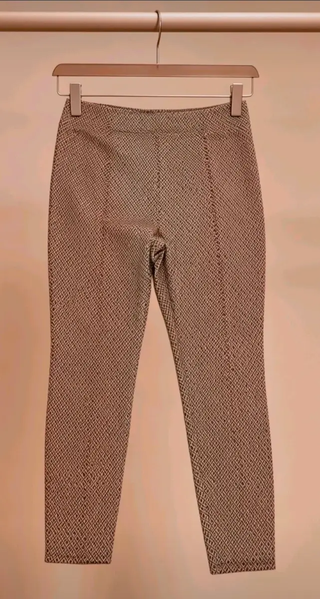 Womens patterned thick cigarette trousers size 22👖