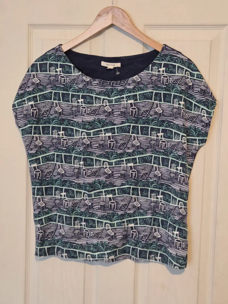 New Womens White Stiff Linen Abstract Graphic Top Size 10 Blue