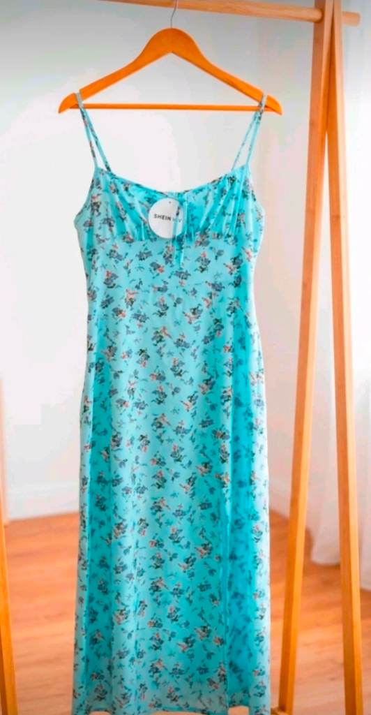 New Floral Midaxi Tea Dress size 12-14 Blue