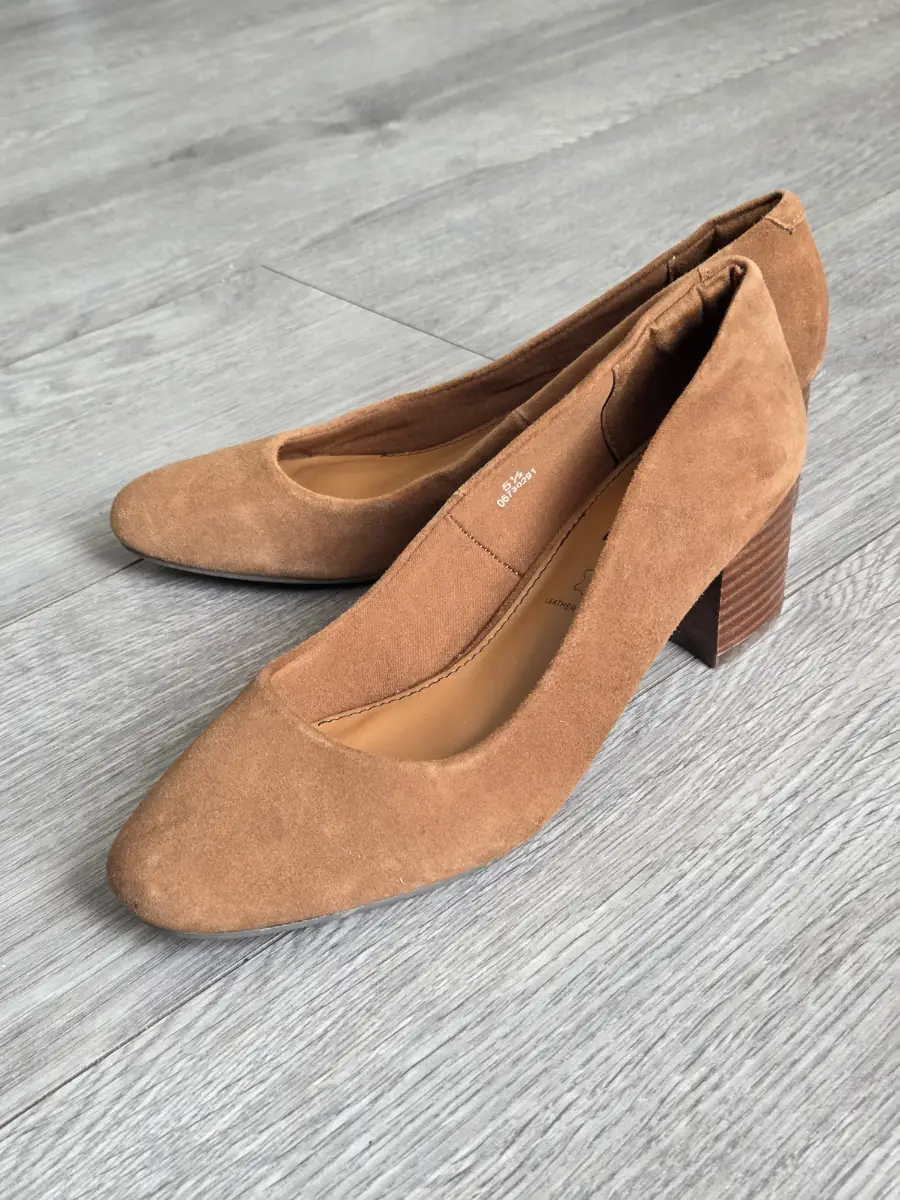 New M&S Suede Block Heel Court Shoes Size 5.5uk /eur 39 Tan Brown
