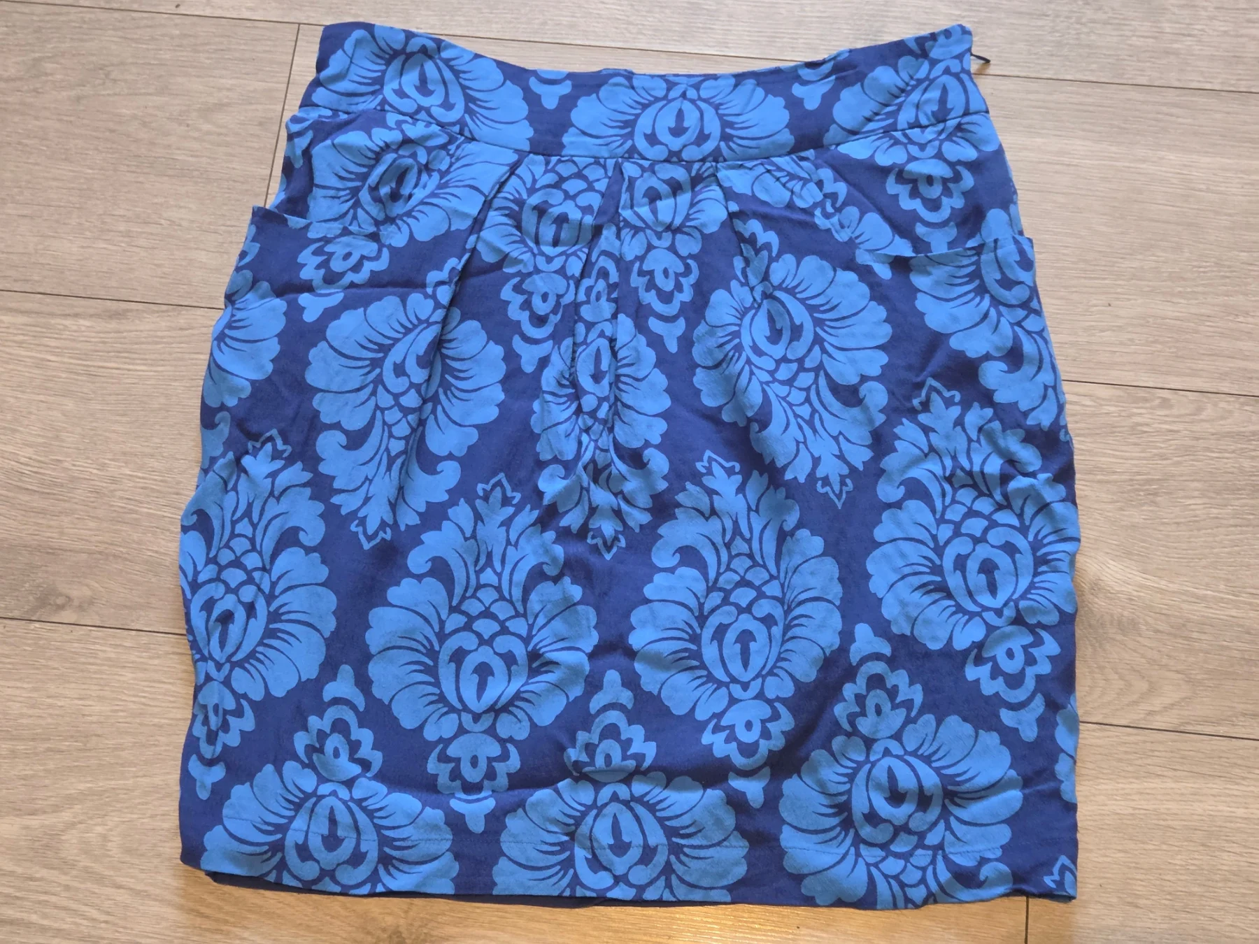 Joules Elissa Blue Damask Print Short Skirt — UK 12 — 100% Viscose