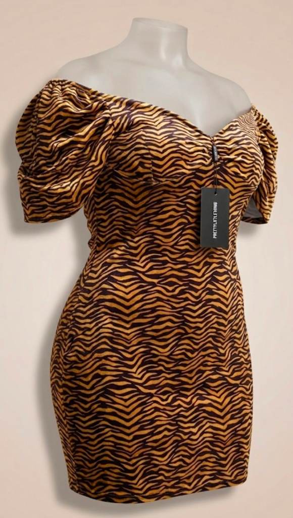 New PrettyLittleThing Bardot Off The Shoulder Velvet Feel Zebra Print Bodycon Dress Plus Size 18