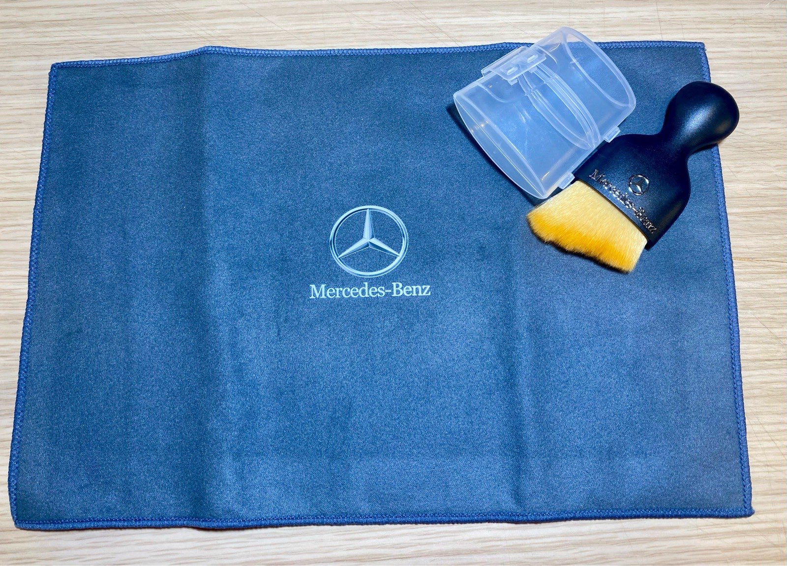 Mercedes interior cleaning kit