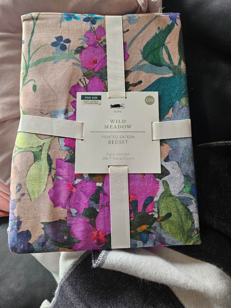 Wild meadow sateen king pure cotton bed set floral m and s bnwt