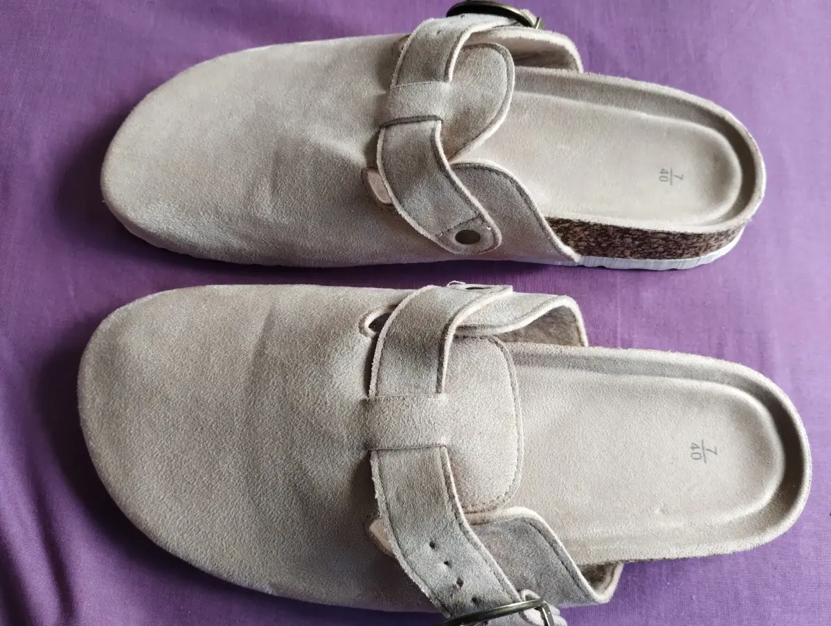 Yours Clothing wide fit light brown Faux Suede Clogs size 7