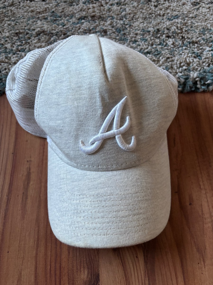 New era unisex cream baseball cap with “A” detail one size