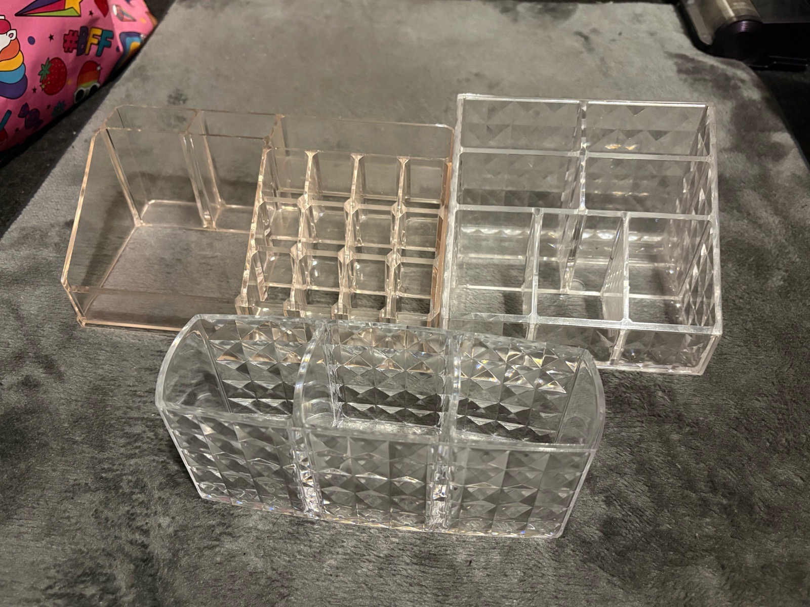 Make up storage x3