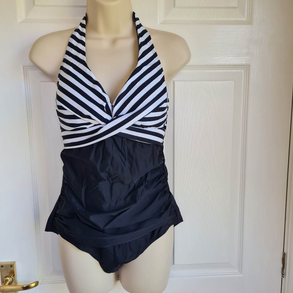 Women's Swimming Costume Size Extra Large