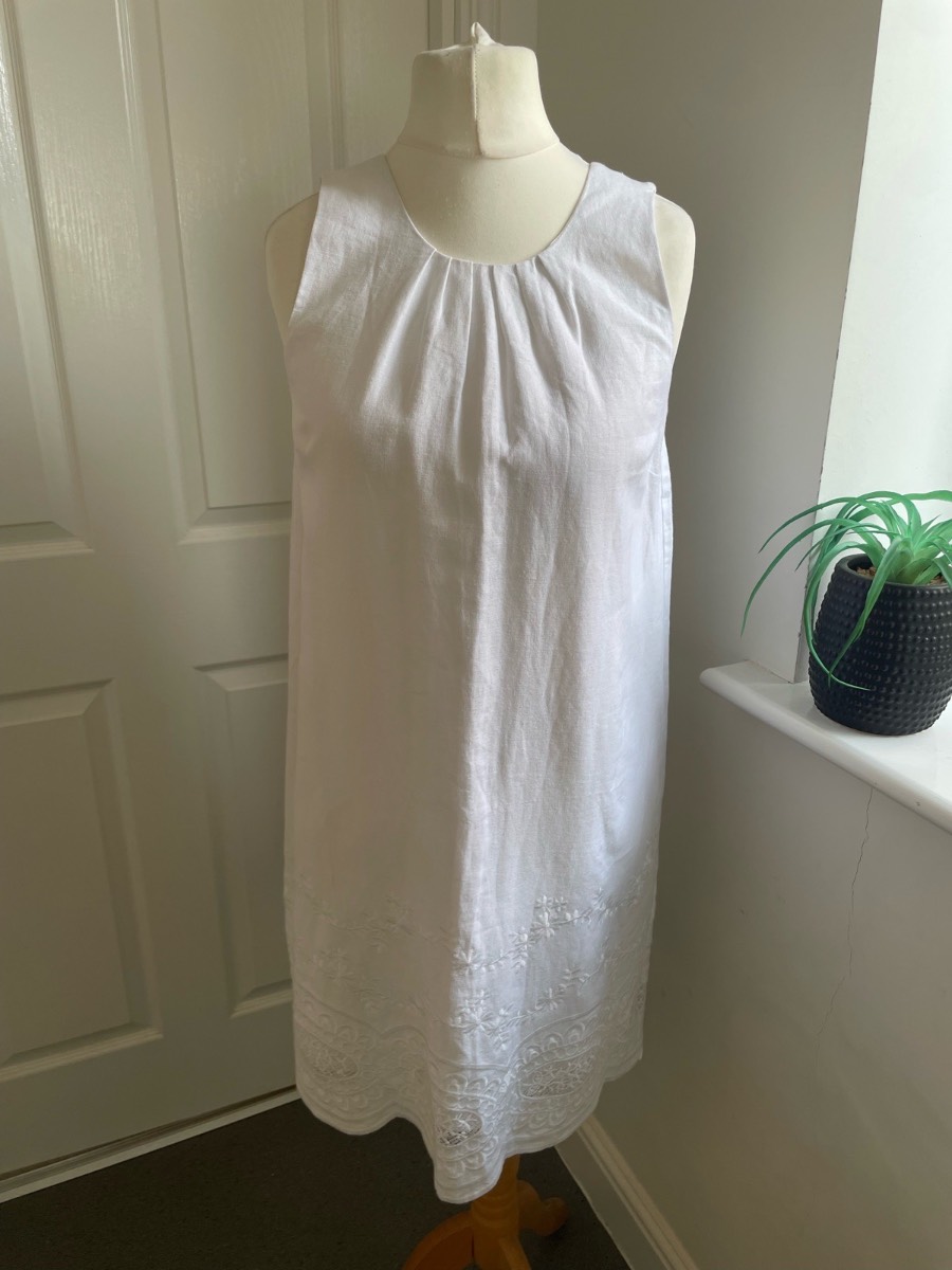 Next White Linen Blend Sleeveless Shift Dress Embroidered Lace Hem Size 10 Sun