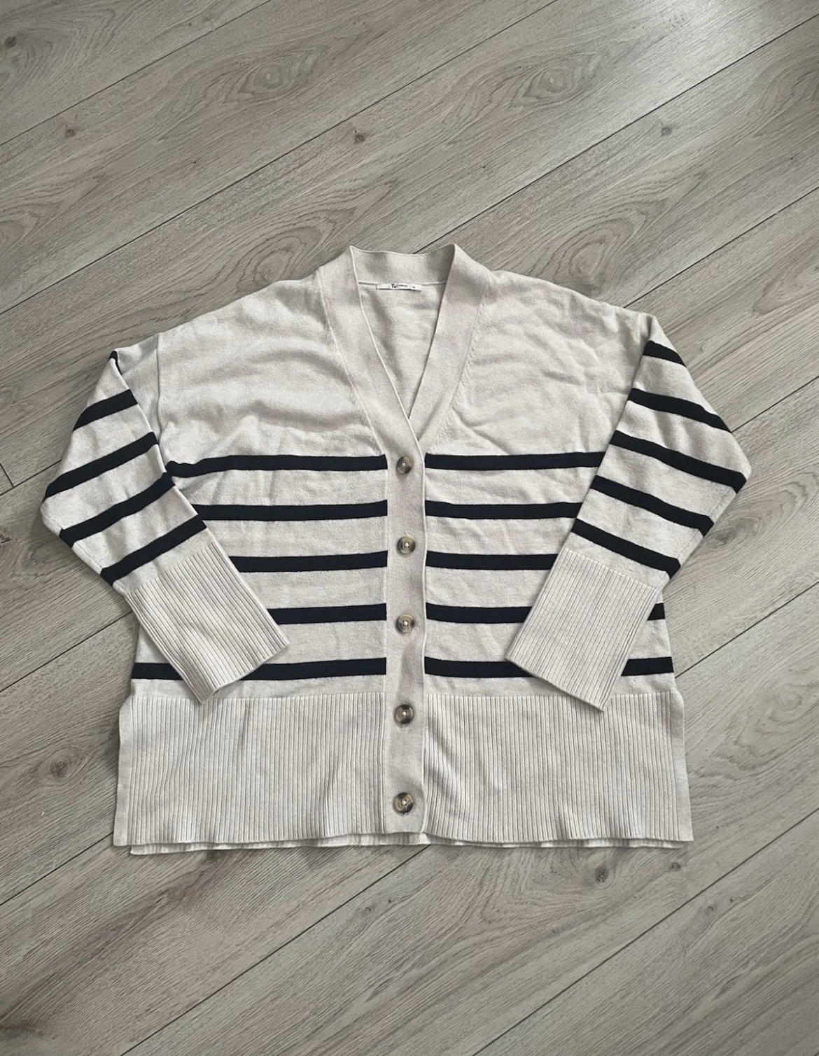 TU EW Beige Black Striped V-Neck Knit Cardigan Sweater Button Front Relaxed 14