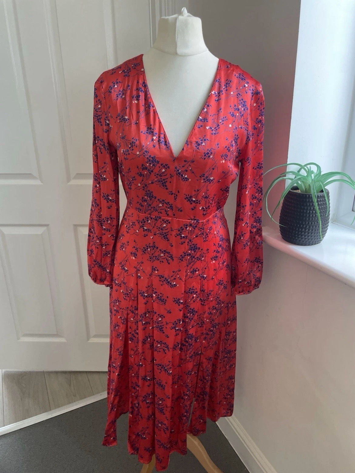 Topshop ES Red delicate Floral Satin whimsy Long Sleeve Midi splits Dress 10