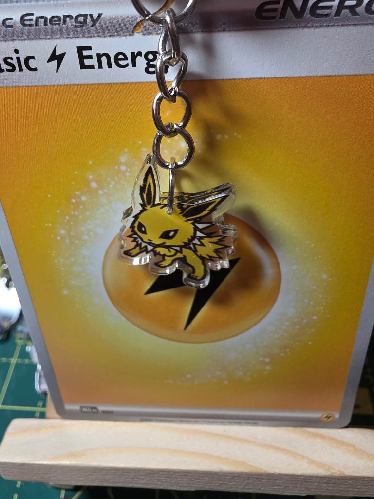 Jolteon keyring