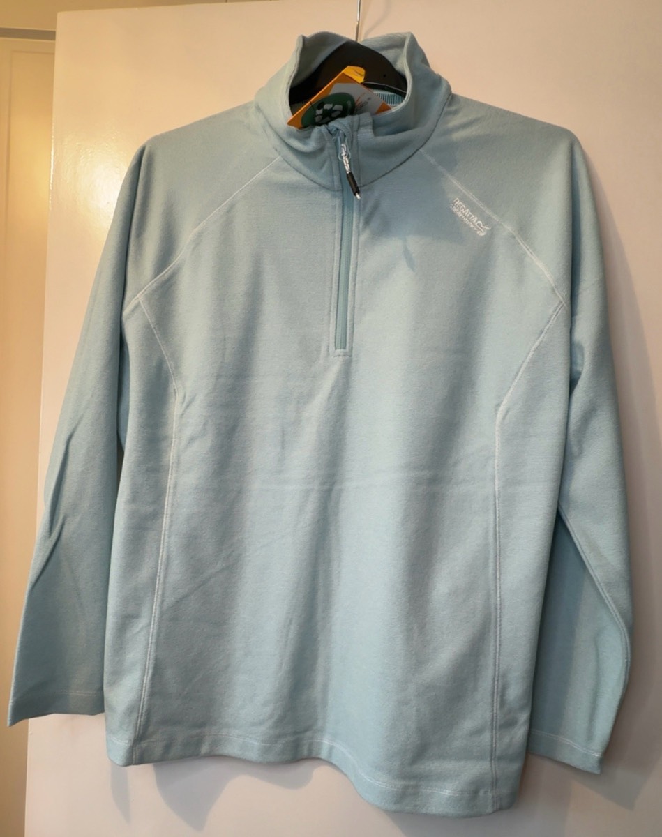 Women’s Regatta gym top. BNWT. Size 18