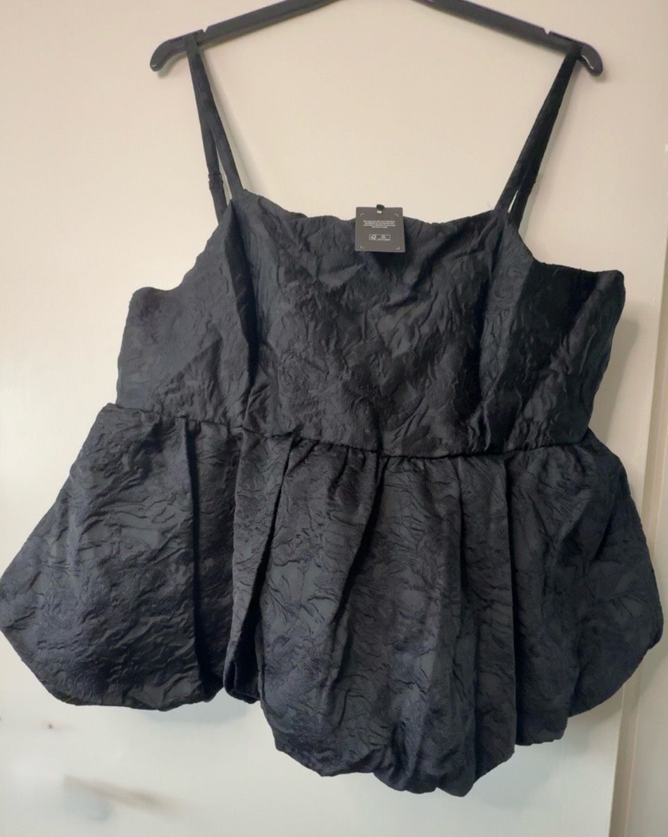 Women’s stunning cami top, plus size 22. BNWT.