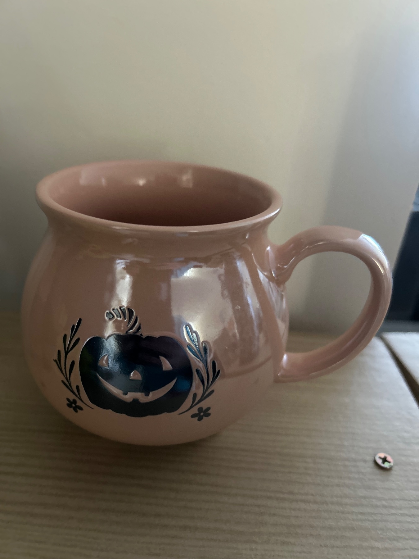 Pink and black pumpkin cauldron drinks coffee/teaMug