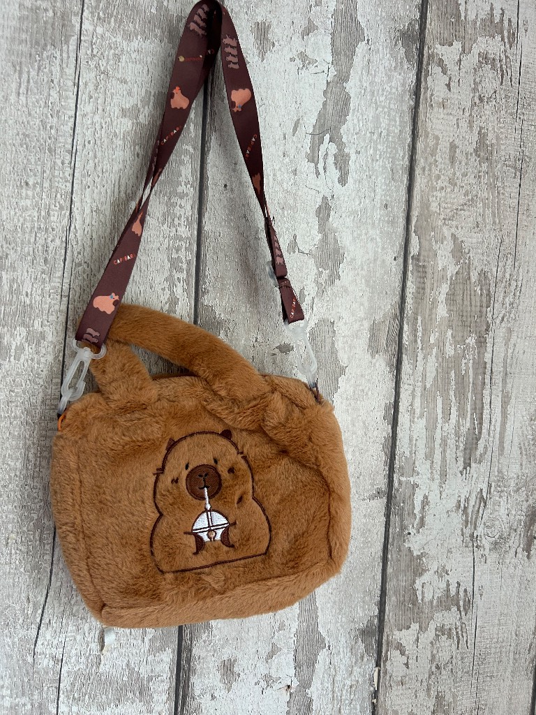 Capybara shoulder bag