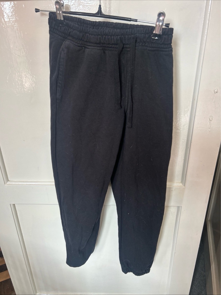 Black Pe Jogging Bottoms 8-10 Years