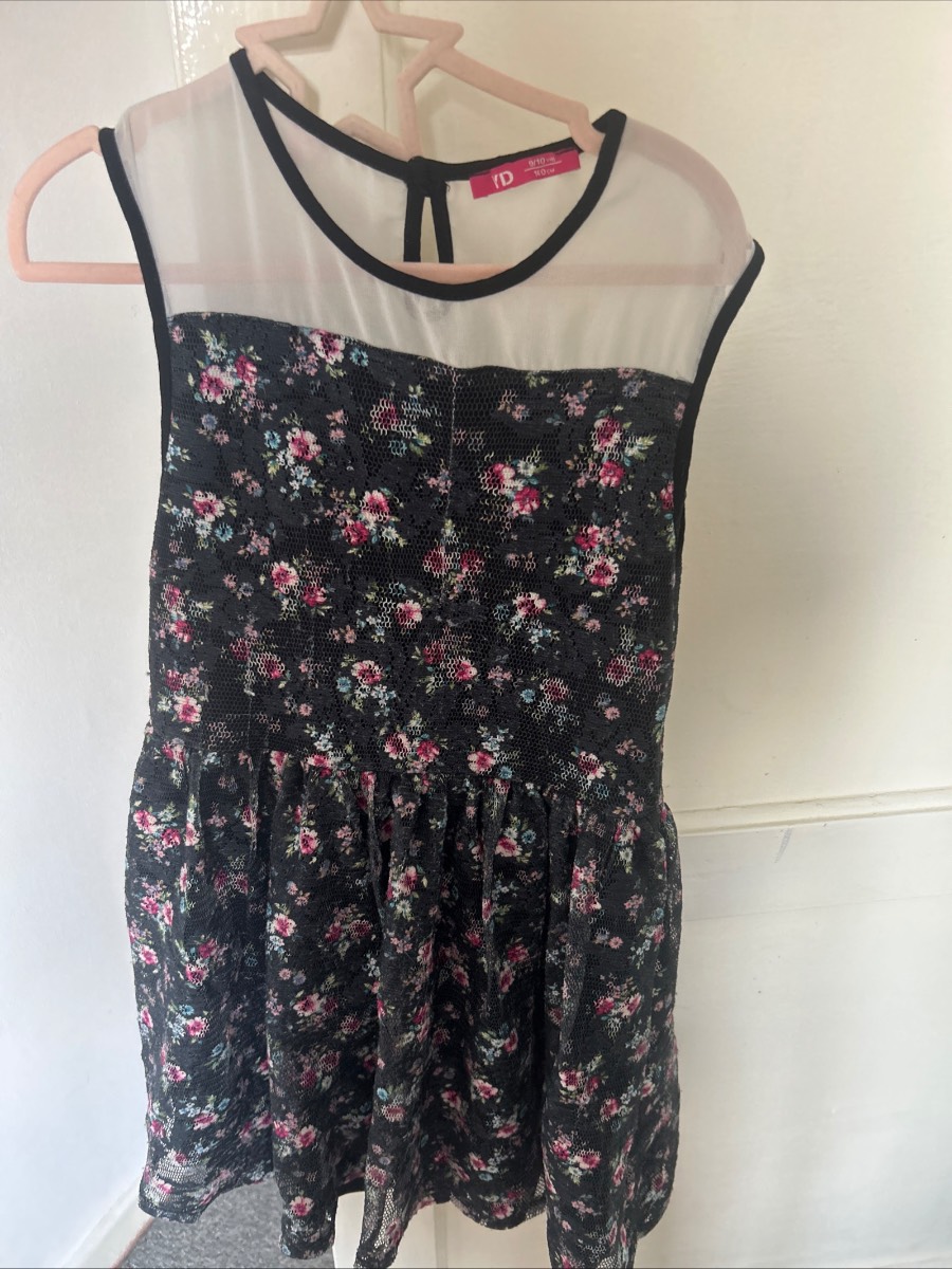 Girls Dress 9-10 Years Yd