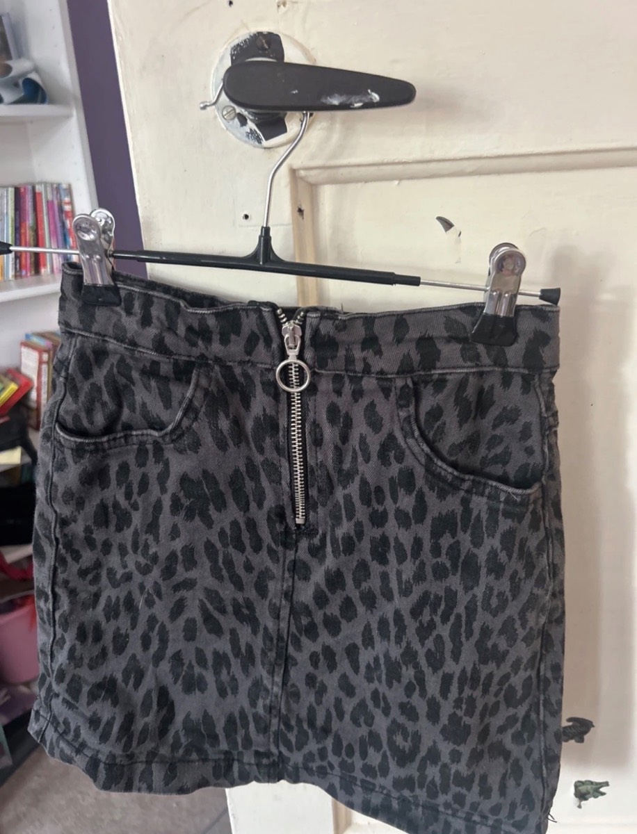 Girls Leopard Print Skirt 10-11 Select Brand