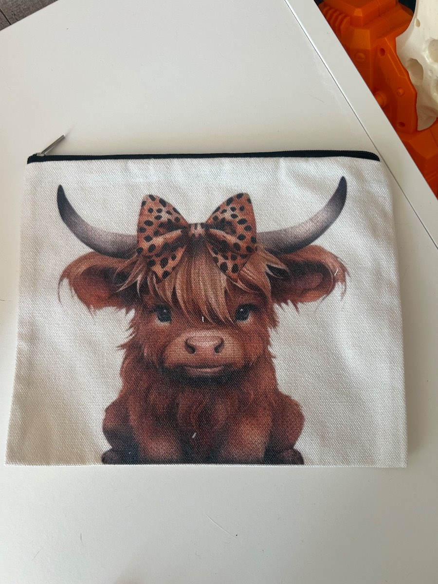 Highland cow zip up bag