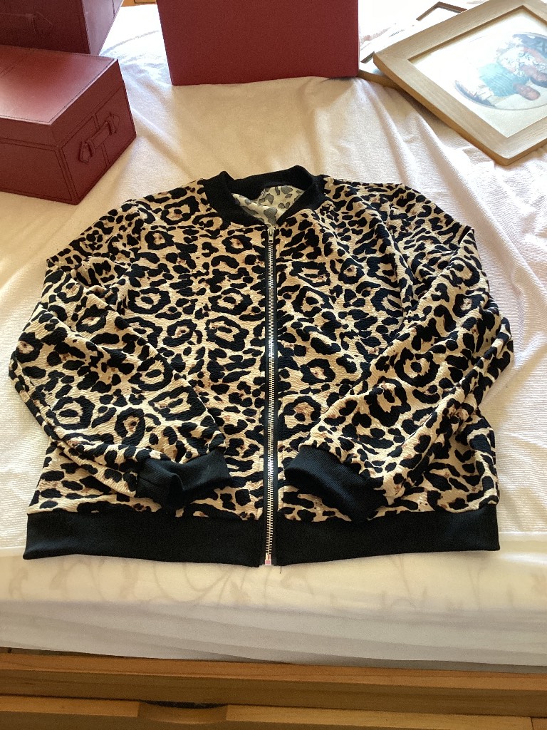 Ladies zip up jacket