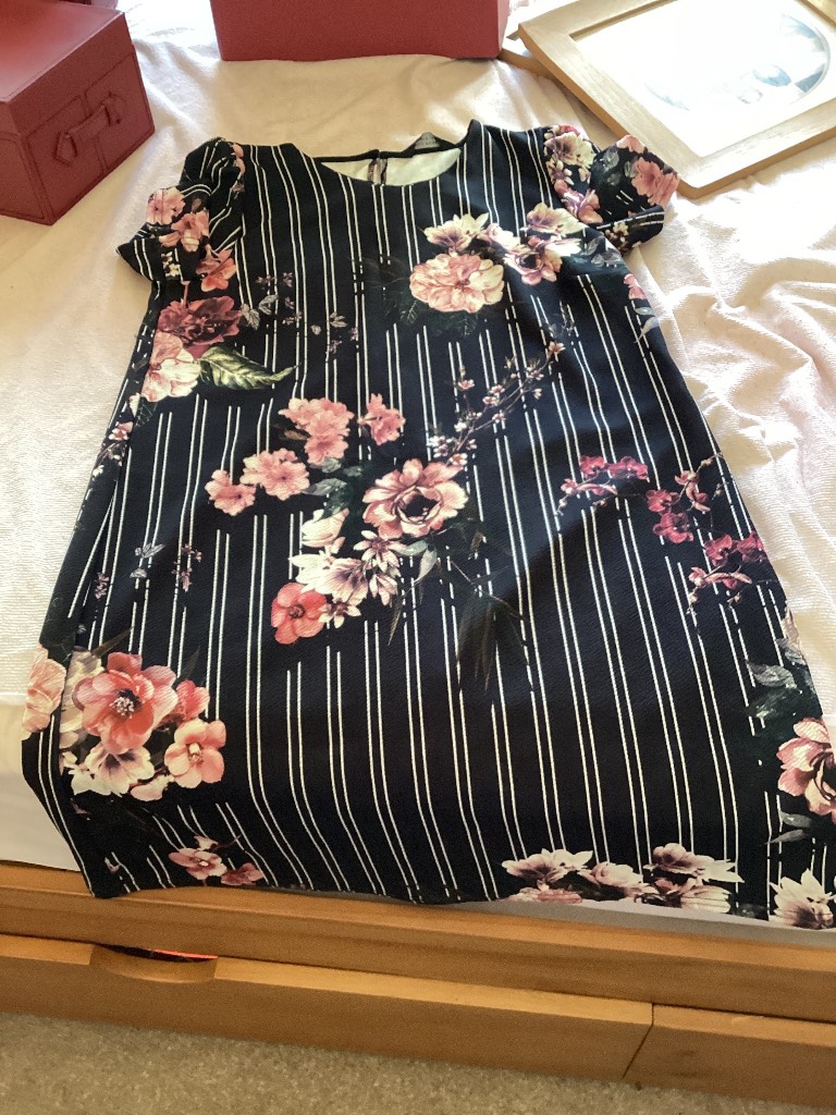 Ladies dress