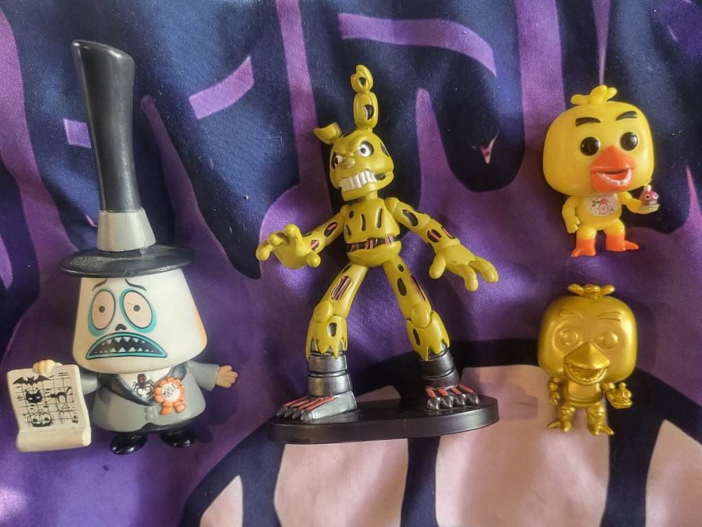 3 Five nights at Freddies Funko pops and 1 nbc