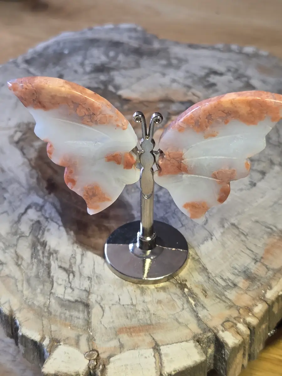 Pink Cotton candy crystal butterfly carving