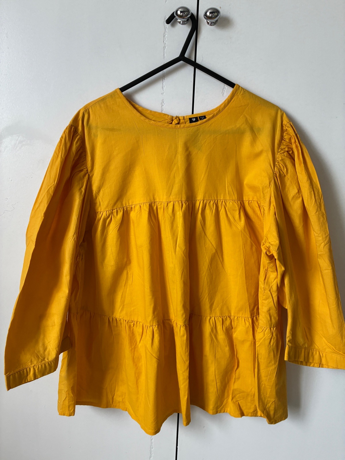 Influence yellow top