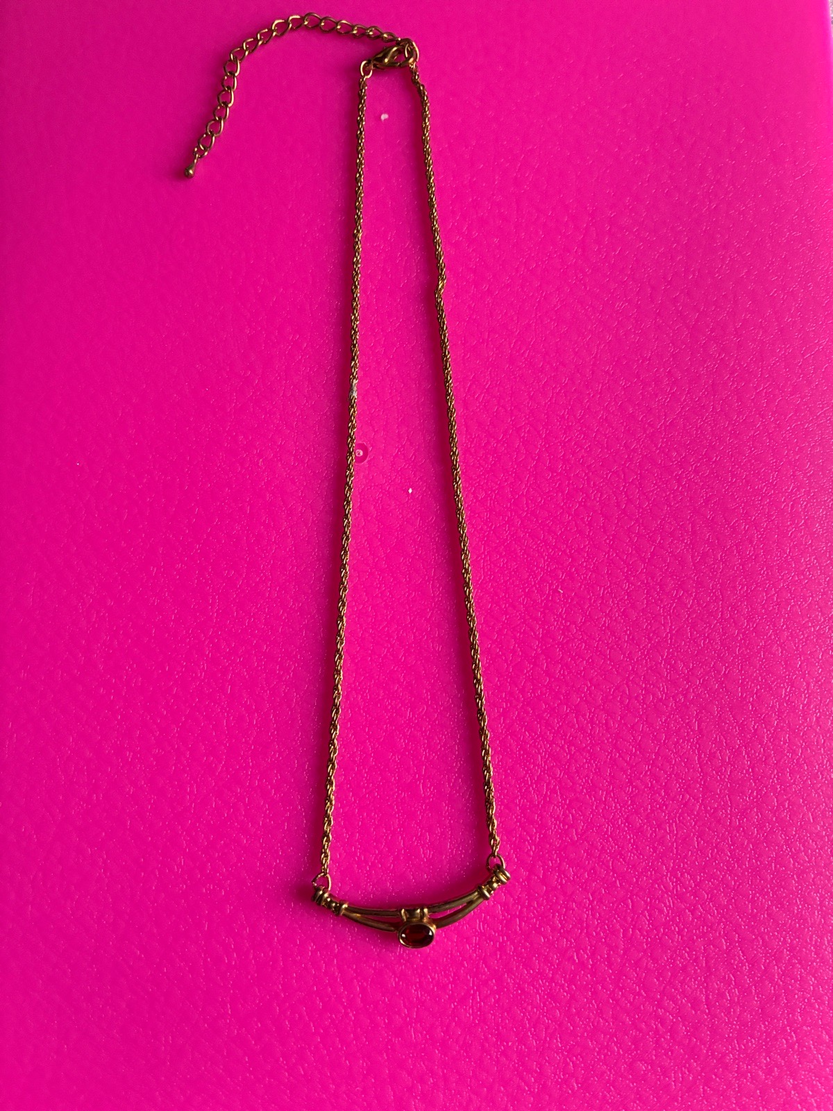 Vintage Gold toned necklace