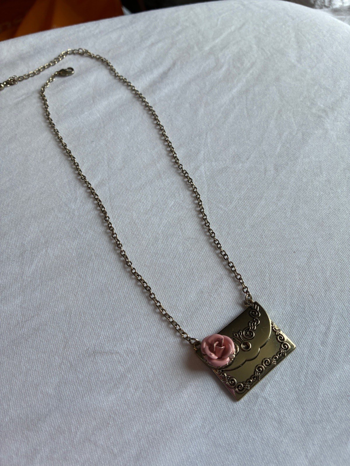 Envelope necklace