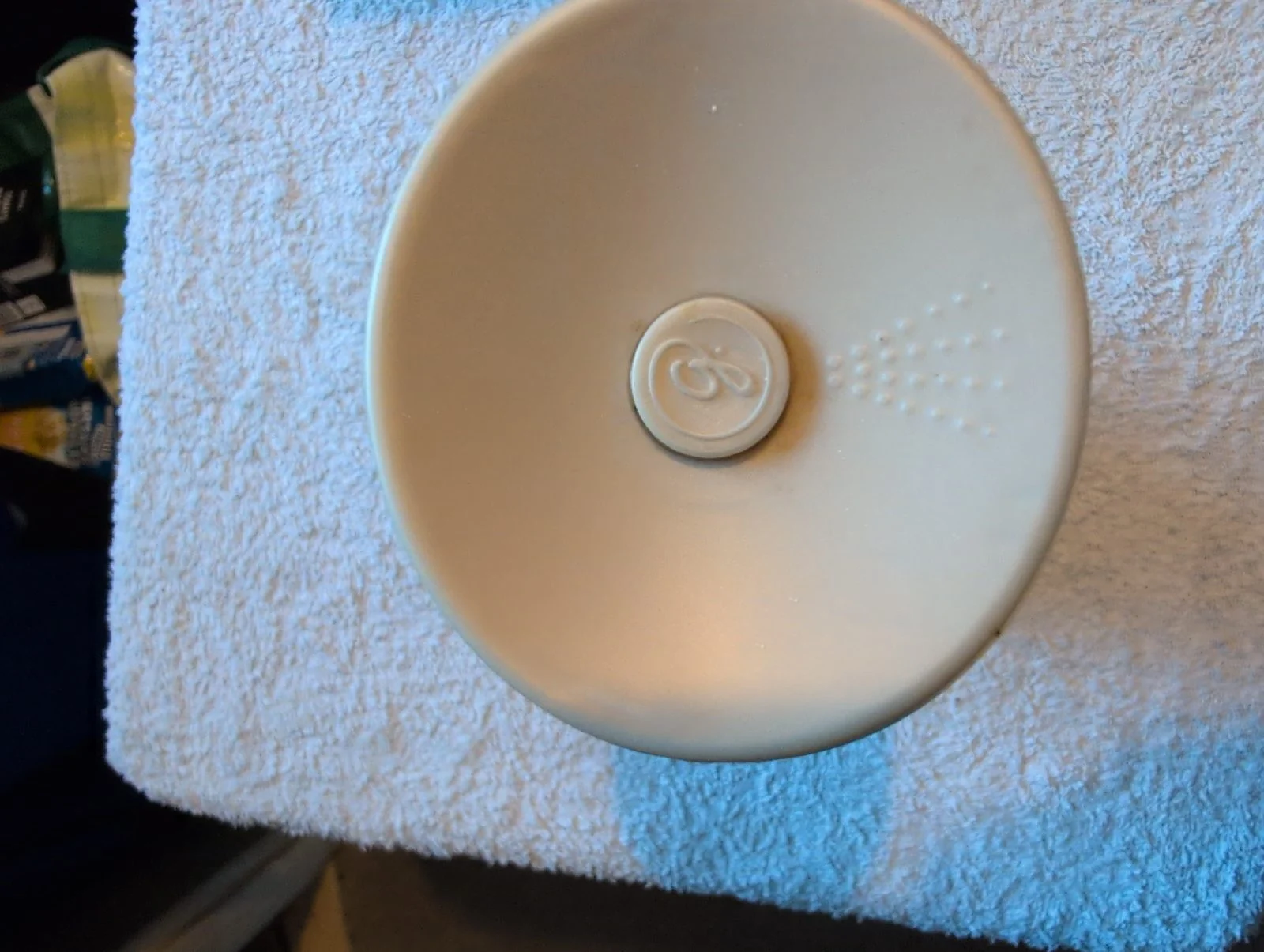 Airwick automatic air freshener