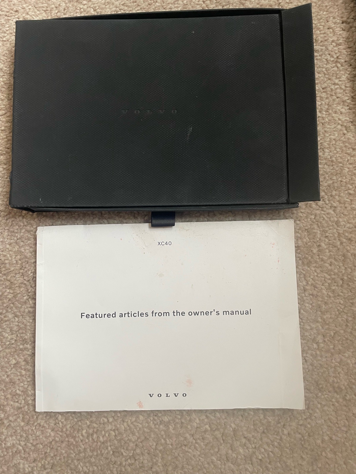 Volvo 2000 2021 XC40  Owner's Manual Articles