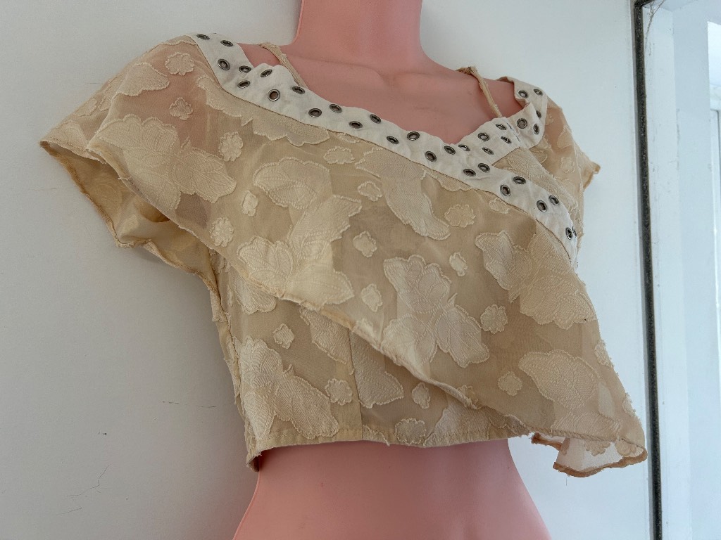 Missguided beige zip back cropped top size 10