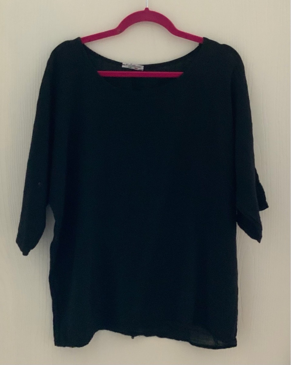 Black Italian style summer top. Free size. New.