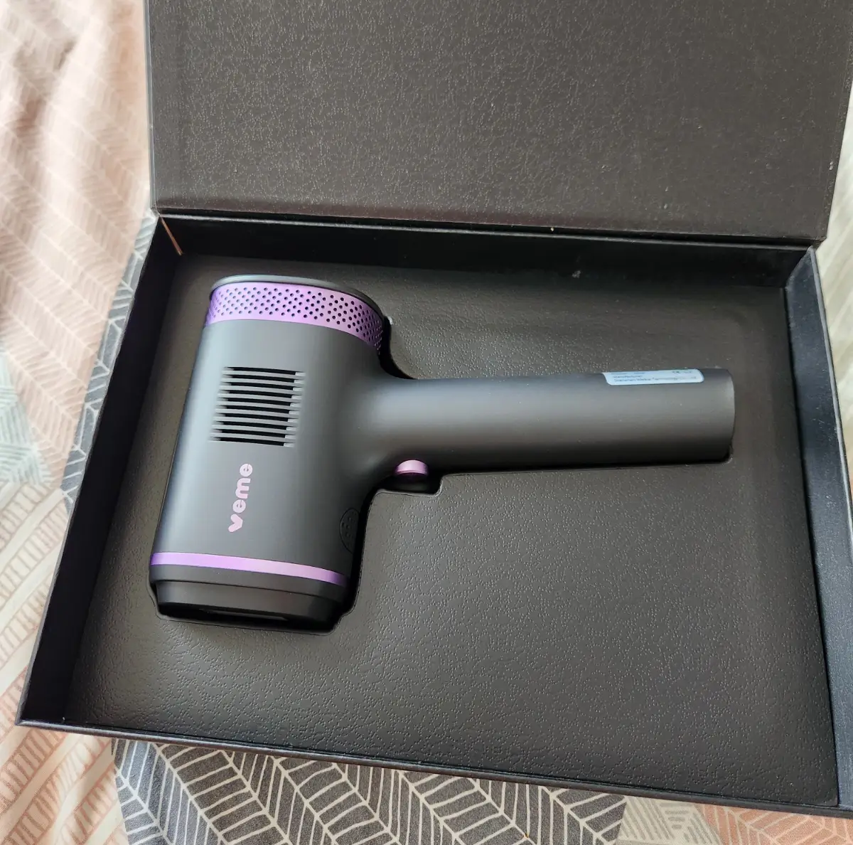 BNIB Veme IPL Laser Hair Removal Device V701 Complete Kit For Hair Reduction