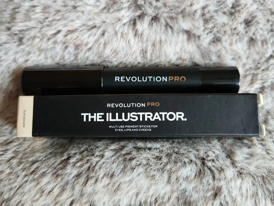 Revolution Pro The Illustrator Multi Use Pigment Stick For Eyes, Lips, Cheeks