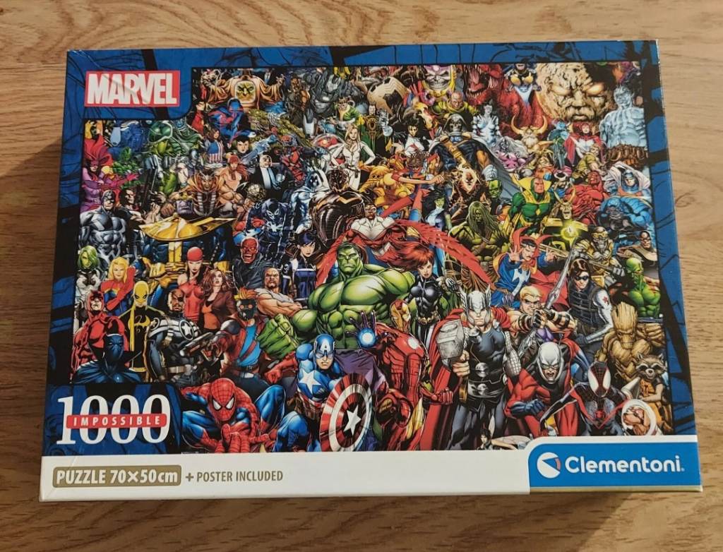 Clementoni Marvel, Impossible Puzzle 1000 Pieces (39411)
